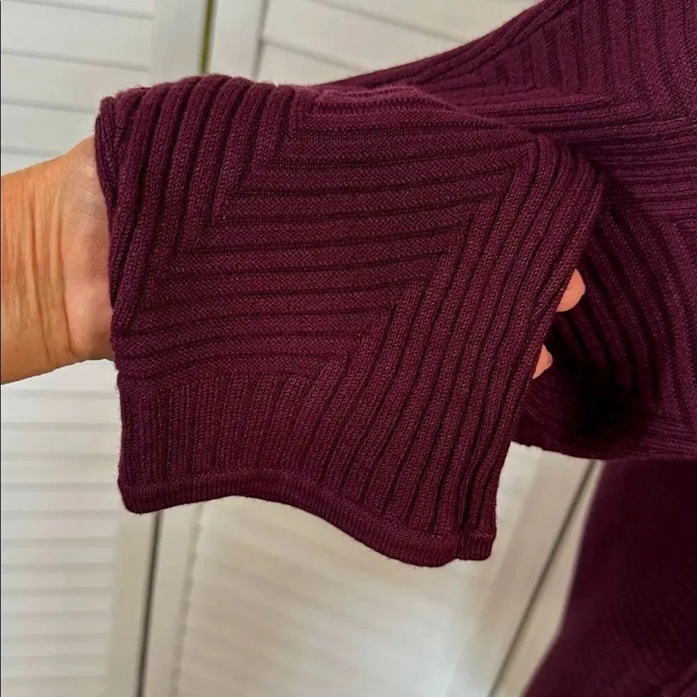 Chico's Sweater Size 2 (12) Burgundy Ribbed Chevron Dolman Sleeve